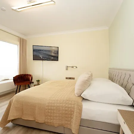 An Der Waldkapelle 26 Waterfront 11 Apartment